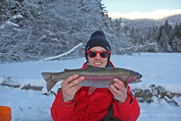 Ice Fishing 3hr Tour (1 Person Rate) - Image 7