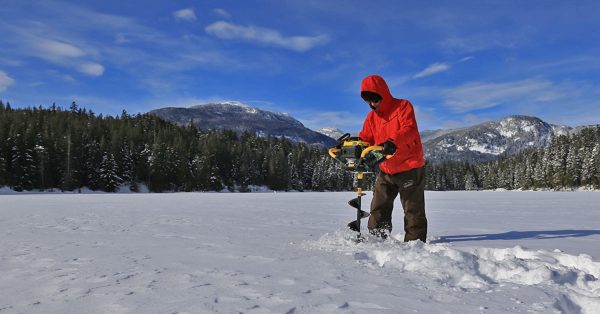 Ice Fishing 3hr Tour (1 Person Rate) - Image 3