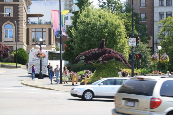 Victoria, Butchart Gardens & Seaplane Flight - Private Group of 6 People